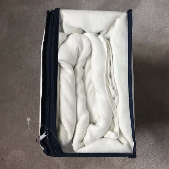 Lightweight Linen Duvet Cover Set - Fieldcrest® - Picture 5 of 8